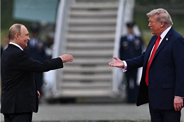 Kremlin Özel Temsilcisi, ABD Başkanı Trump ve Rusya lideri Putin'in görüşeceğini söyledi