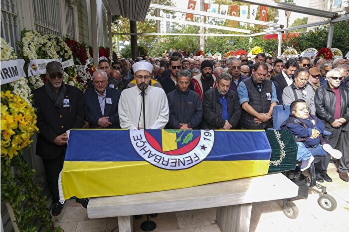 Gazeteci Faik Çetiner son yolculuğuna uğurlandı