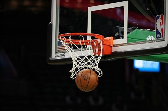 NBA'de son şampiyon Oklahoma City Thunder 3'te 3 yaptı