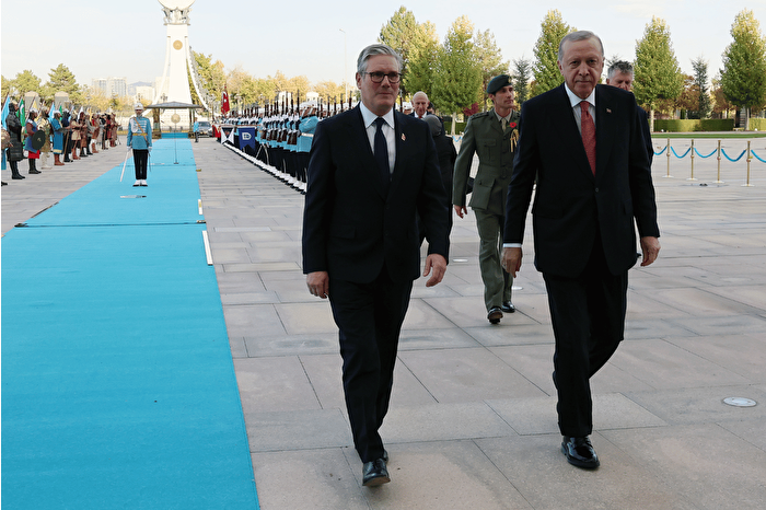 İngiltere Başbakanı Starmer, önce Anıtkabir'i sonra da TUSAŞ'ı ziyaret etti