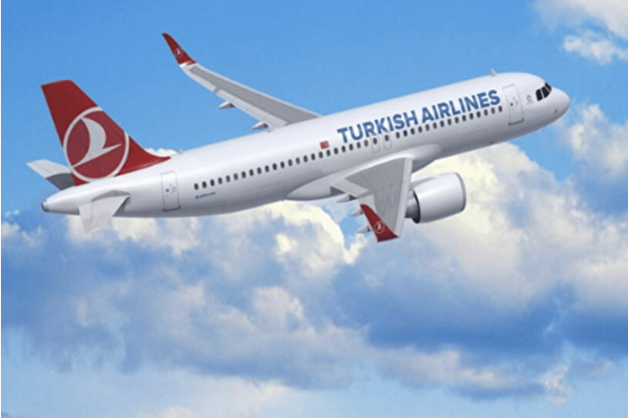 "Sanki üzerimde bomba var" şakası paniğe neden oldu, yolcu uçaktan indirildi