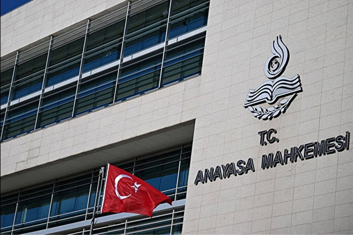 AYM'nin siyasi parti mali denetim kararları Resmi Gazete'de