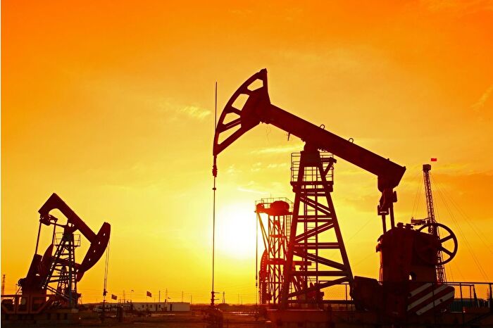 Türkiye'nin petrol ithalatı ağustos ayında geçen yıla göre yüzde 1 azaldı
