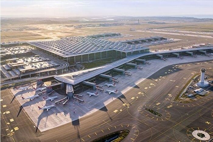 İstanbul Havalimanı yeni yaşına Avrupa'nın en yoğun havalimanı olarak girdi