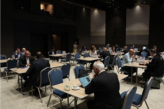 Türk ve Birleşik Arap Emirlikleri sağlık sektörü İstanbul'da buluştu