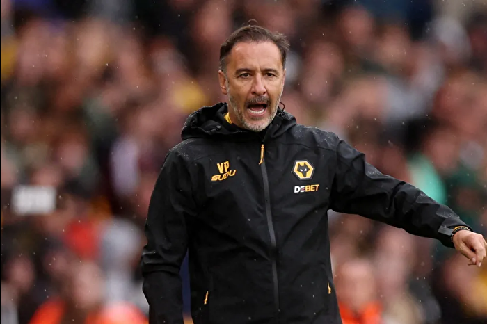 Daha önce iki kez Fenerbahçe'nin başına getirilen Vitor Pereira İngiltere'de de tutunamadı, Wolverhampton macerası 11 ay sürdü