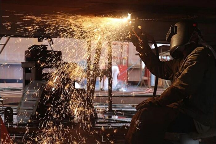 Euro Bölgesi'nde imalat sanayi PMI ekim ayında 0,2 puan arttı