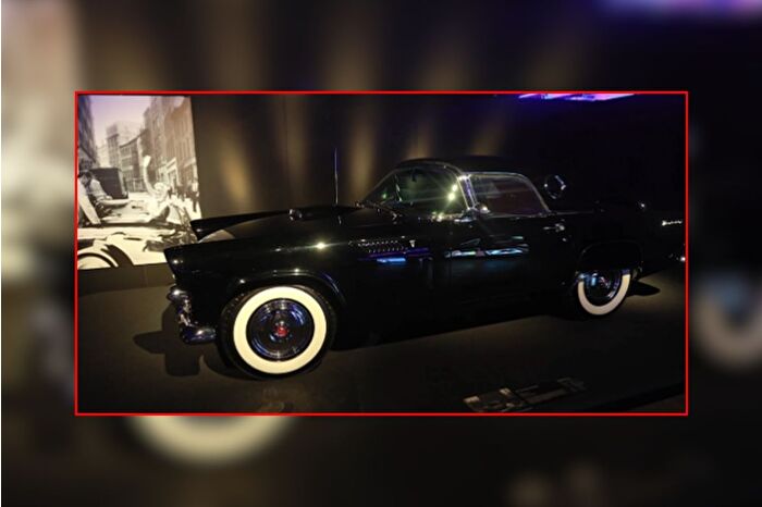 Vintage ve ünlülerin sahip olduğu otomobiller Icons on Wheels sergisinde