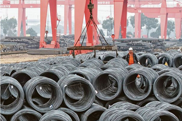 Emlak yatırımlarındaki durgunluk ve zayıf sanayi talebi Çin’in çelik üretiminde beş yılın en sert daralmasına yol açtı