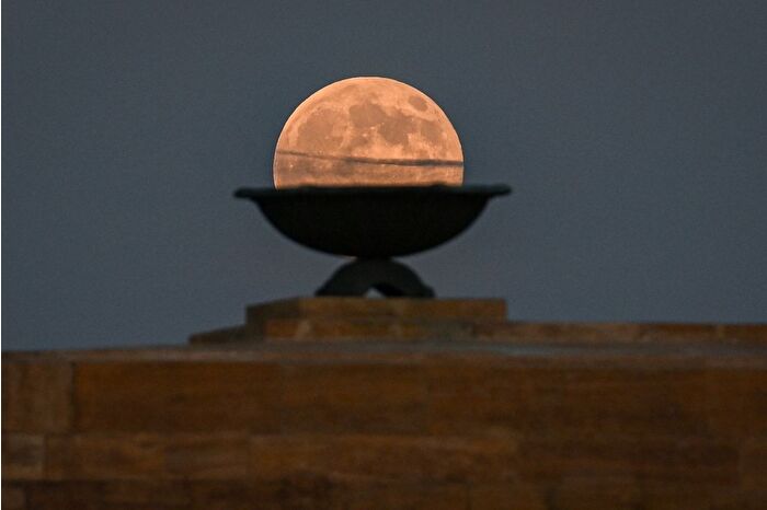Dolunay yurdun birçok noktasında görüldü