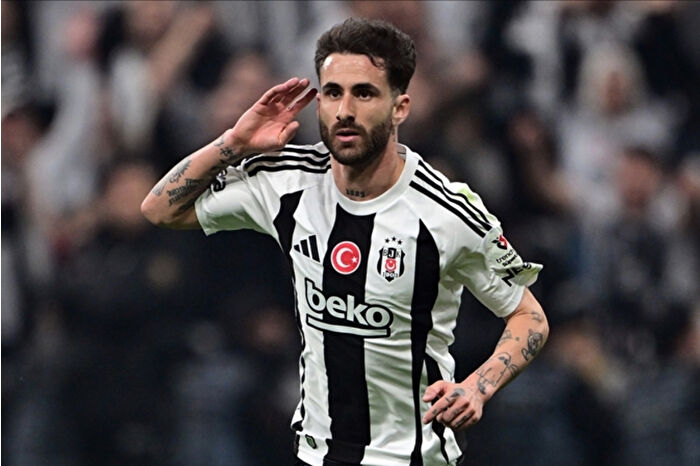 Beşiktaş’ın golcüsü Rafa Silva, mutsuzluğu nedeniyle devre arasında Suudi Arabistan’a transfer olabilir