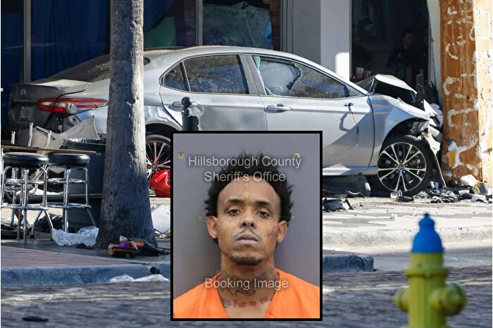 Florida'da polisin takibi dehşetle bitti , 4 ölü ve 13 yaralı