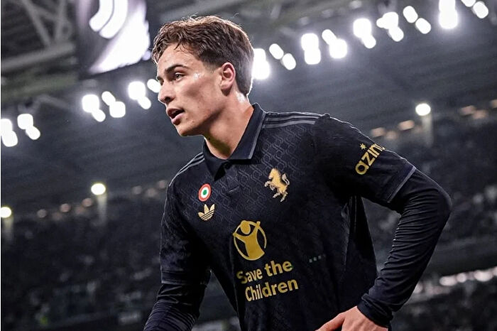 Juventus, milli futbolcu Kenan Yıldız’ı takımda tutmak için 2030 yılına kadar yeni sözleşme teklif etti ancak henüz anlaşma sağlanamadı