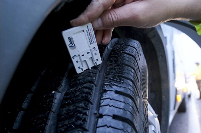 Ticari taşıtlara yönelik zorunlu kış lastiği uygulaması için son üç gün