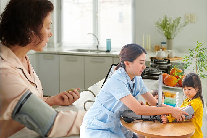 Uzmanlara göre kötü beslenme, obezite ve hareketsizlik milyonlarca çocuğun hipertansiyon geliştirmesine neden oluyor