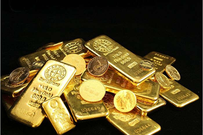 Altın haftaya düşüşle başladı, gramı 5 bin 528 liradan işlem görüyor