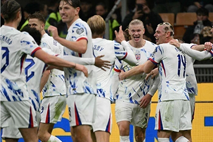 Erling Haaland ve Norveç, İtalya’yı 4-1 yenerek 1998’den sonra ilk kez Dünya Kupası’na katılma hakkı kazandı