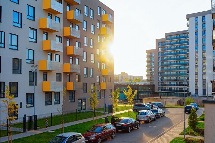 Konut ve iş yerlerine fahiş aidat artışını bitirecek önlemler zinciri Meclis'te