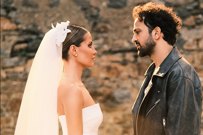 Derya Uluğ ve nişanlısı, çok gürültü yaptığı için gerilim yaşadıkları komşularından şikayetçi oldu