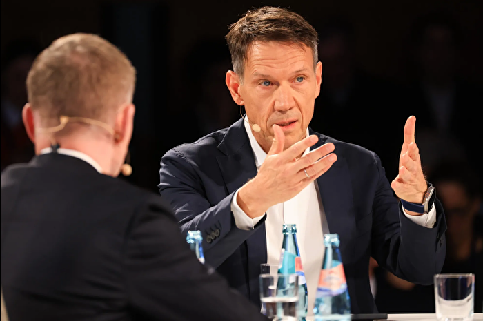 Airbus Yönetim Kurulu Başkanı Obermann, Avrupa'yı Rusya’ya karşı taktik nükleer silah edinmeye çağırdı