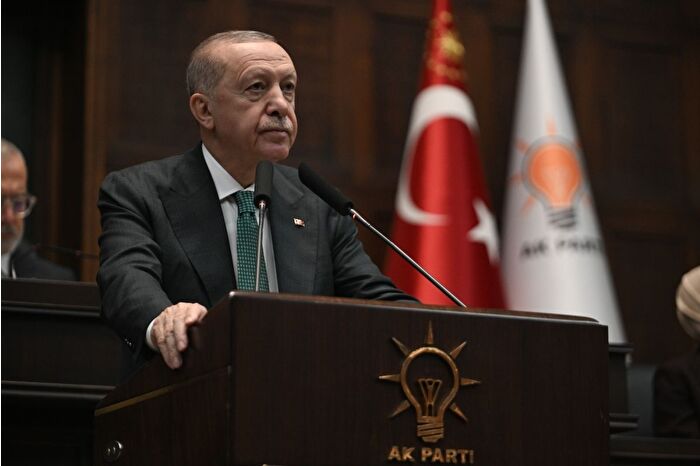 Cumhurbaşkanı Erdoğan, Bahçeli'nin Terörsüz Türkiye sürecine eşsiz katkılar sağladığını söyledi