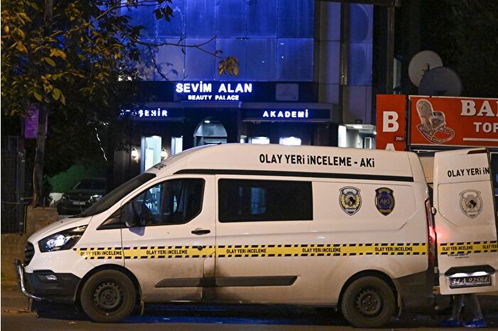 Ataşehir'de Sevim Alan güzellik merkezine silahlı saldırı yapıldı