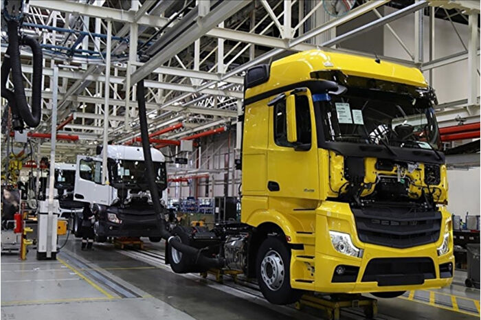 Hafif ticari araç, kamyon ihracatında yıl bitmeden rekor