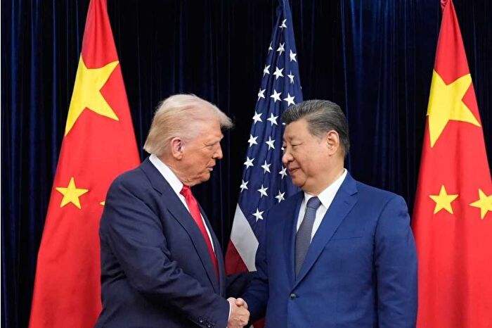 Çin lideri Cinping ile ABD Başkanı Trump, telefonda Tayvan gerilimini görüştü