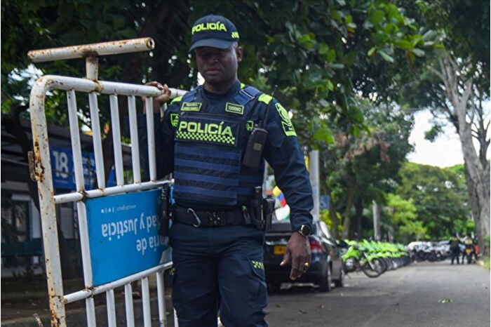 Kolombiya'da istismarcı tarikat baskınında 17 çocuk kurtarıldı