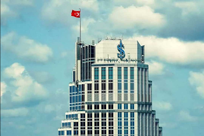 Türkiye İş Bankası 1,1 milyar euroluk sendikasyon kredisi imzaladı