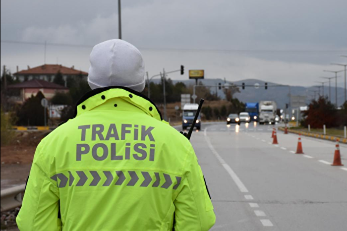 Trafikte yıl başından itibaren uygulanacak olan cezalar belli oldu