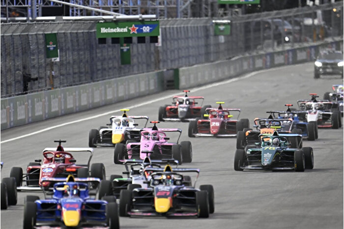 Şampiyonluk yarışının kızıştığı Formula 1'de Katar GP'si şampiyonu belirleyebilir