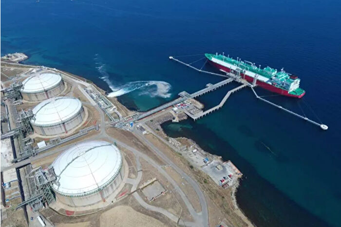 Türkiye'nin LNG altyapısı talebin yarısını karşılayacak seviyeye ulaştı