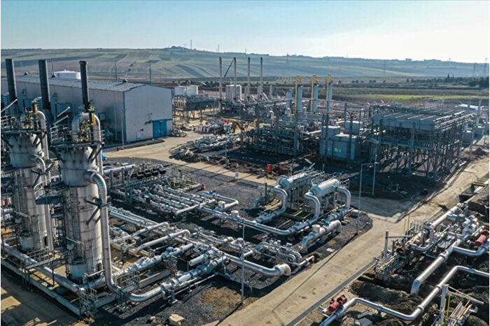 Silivri'deki Boru Hatları ile Petrol Taşıma AŞ'de tesisinde yangın çıktı