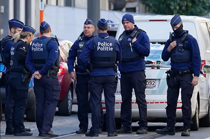 AB savcılığı, yolsuzluk şüphesiyle Avrupa Koleji ve AB diplomatik servisi binalarında arama yaptı