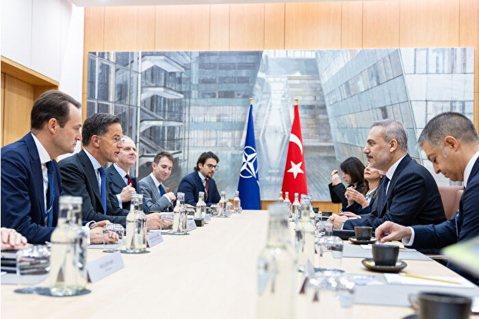 Dışişleri Bakanı Hakan Fidan, NATO Genel Sekreteri Mark Rutte ile Brüksel’de bir araya geldi