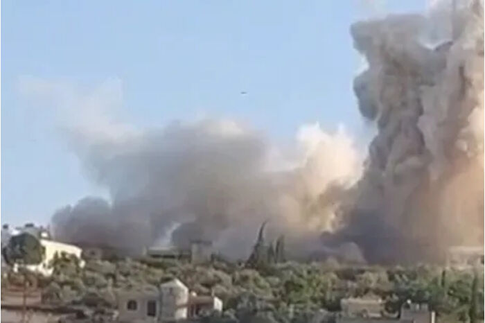 İsrail Lübnan'ın güneyinde bir binayı vurdu