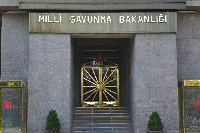 Milli Savunma Bakanlığı'ndan Yunanistan'a sert uyarı
