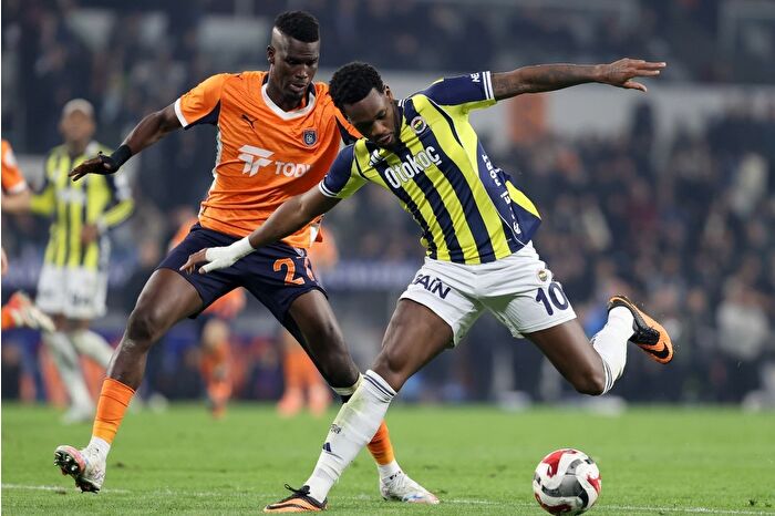 Fenerbahçe, Başakşehir deplasmanında berabere kaldı 