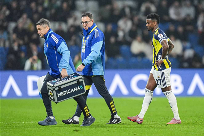 Fenerbahçeli futbolcu Semedo'da kısmi yırtık tespit edildi