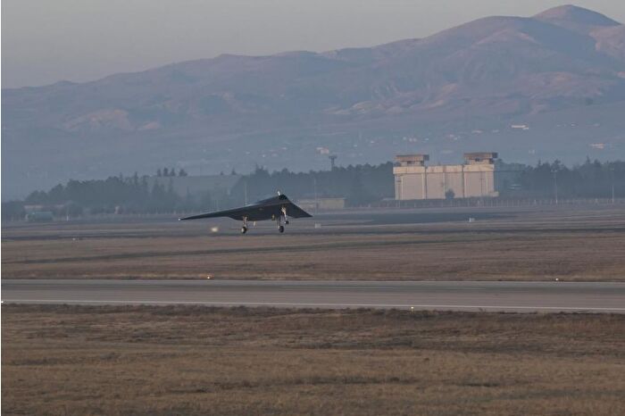 TUSAŞ’ın insansız savaş uçağı ANKA-III kritik otopilot testlerini başarıyla tamamladı