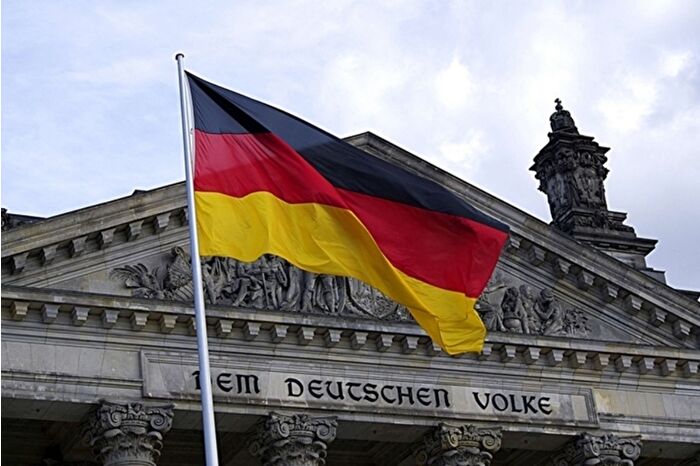 Alman ekonomisi dördüncü çeyreğe istikrarlı ancak baskı altında girdi