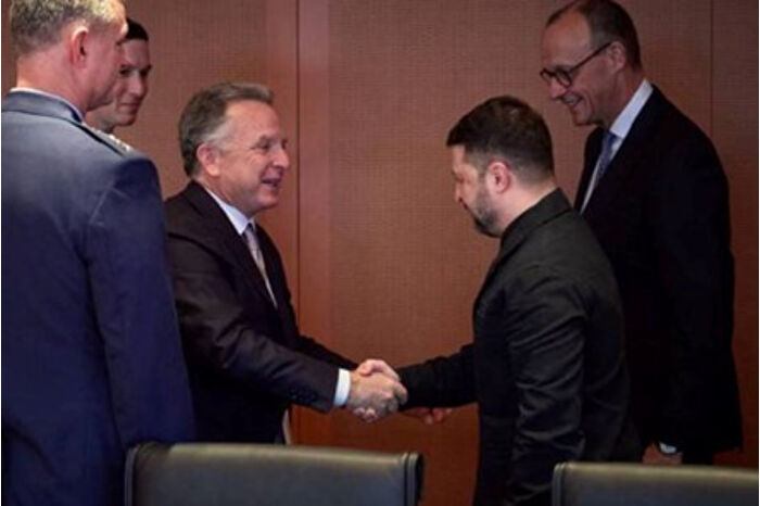 Ukrayna barış kararını verdi, NATO'dan vazgeçme imasıyla güvenlik garantisi şartı