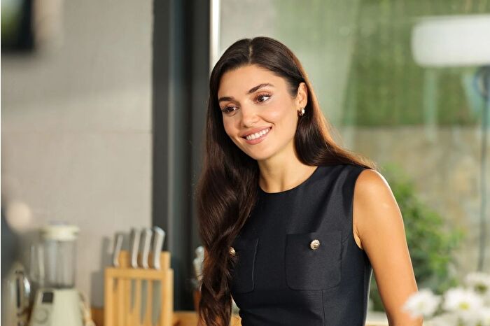 Hande Erçel'in Londra'da lüks ev aldığı ileri sürüldü, gerçeği Patronlar Dünyası öğrendi