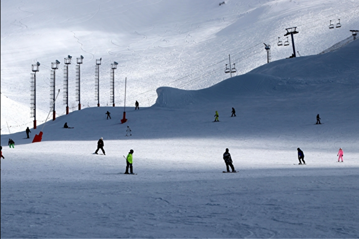 Kayak merkezlerinde en fazla kar kalınlığı 55 santimetreyle Palandöken'de ölçüldü