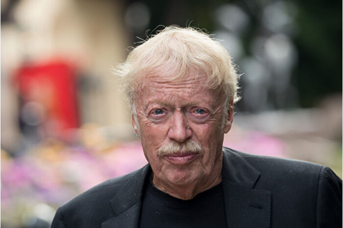 Bağış rekorunu bu yıl 2 milyar dolar ile Nike'ın kurucu ortağı Phil Knight kırdı