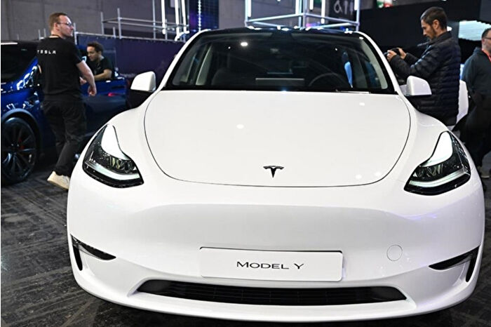 Avrupa Birliği ülkelerinde  ülkelerinde Tesla satışları azalmaya devam ediyor