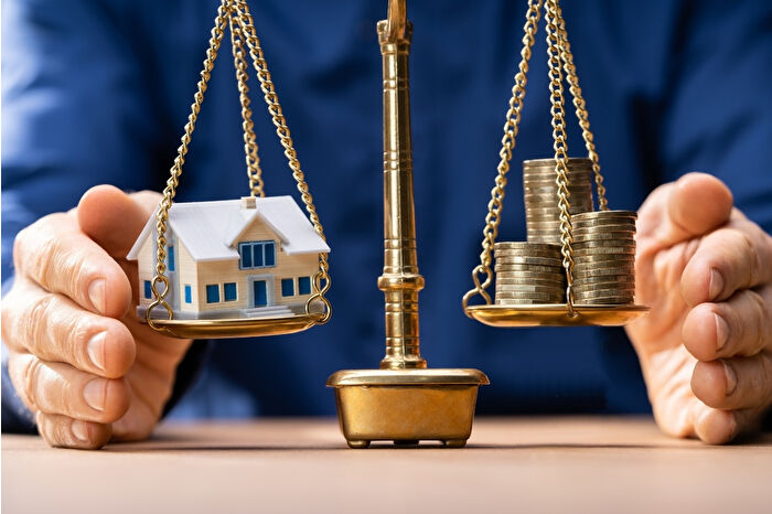 Hükümet fahiş aidat artışlarını durdurmak için yeni yasa hazırladı