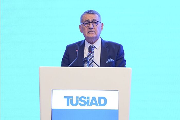 TÜSİAD Başkanı Orhan Turan, 2026 yılında sanayi ve ihracatta rahatlama umduklarını söyledi
