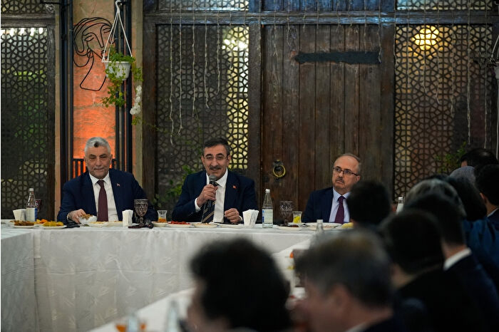 Cumhurbaşkanı Yardımcısı Cevdet Yılmaz Yılmaz, enflasyonda düşüş trendinin güçlendiğini ve kalıcı olacağını vurguladı